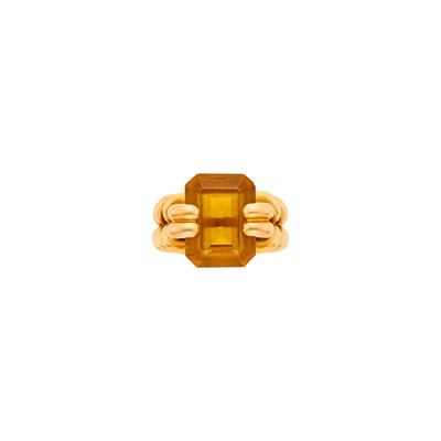 Lot 16 - Rose Gold and Citrine Ring, France