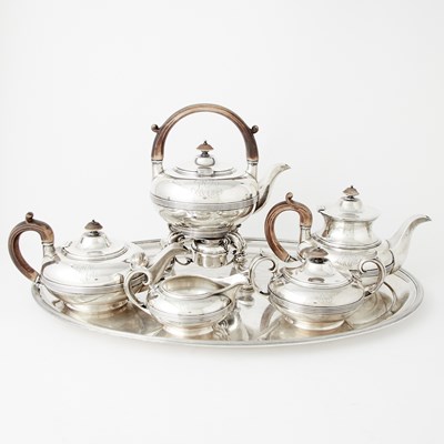 Lot 676 - Wm. B. Durgin Co. Sterling Silver Coffee and Tea Service