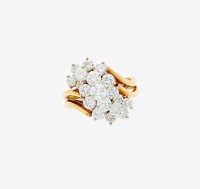 Lot 3098 - Kurt Wayne Two-Color Gold and Diamond Cluster Ring