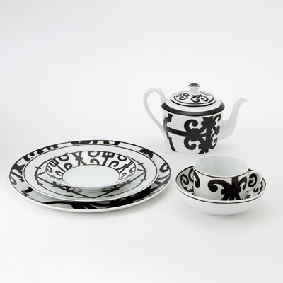 Lot 921 - Hermès Balcon du Guadalquivir Porcelain Dinner Service