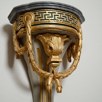 Lot 525 - Set of Four Continental Neoclassical Painted and Parcel-Gilt Wall Brackets
