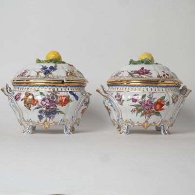 Lot 569 - Pair of Nymphenburg Porcelain Covered Small Tureens