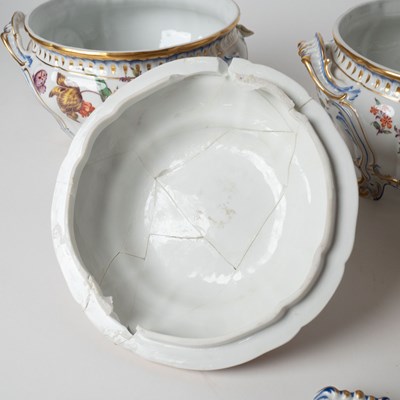 Lot 569 - Pair of Nymphenburg Porcelain Covered Small Tureens