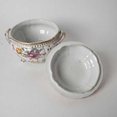Lot 569 - Pair of Nymphenburg Porcelain Covered Small Tureens