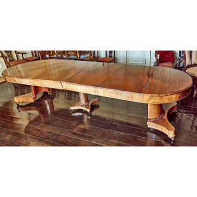 Lot 571 - American Classical Mahogany Extension Dining Table