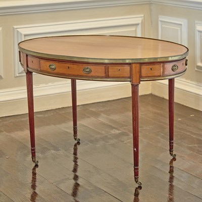 Lot 591 - George III Satinwood Writing Table