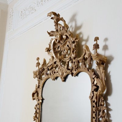 Lot 594 - George III Giltwood Mirror