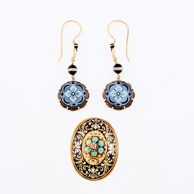 Lot 3188 - Tricolor Gold, Enamel and Gem-Set Ring and Pair of Banded Agate Cameo Pendant-Earrings