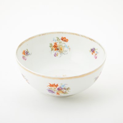 Lot 131 - Russian Porcelain Bowl