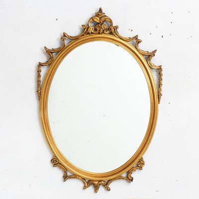 Lot 109 - Carved Gilt Oval Mirror