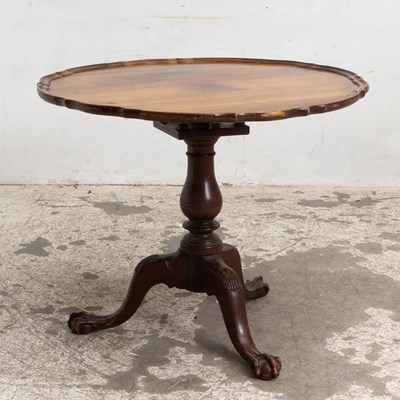 Lot 112 - Georgian Style Mahogany Tilt-Top Table