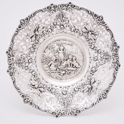 Lot 202 - Continental Silver Tazza