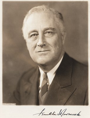 Lot A signed photograph of Franklin D. Roosevelt