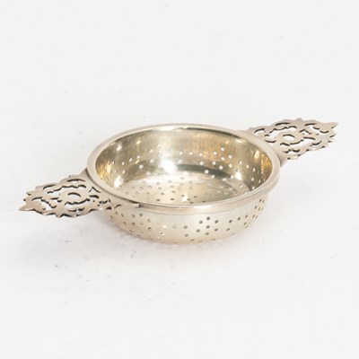 Lot 164 - Sterling Silver Strainer