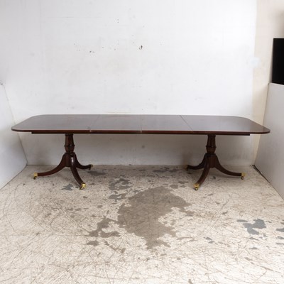 Lot 168 - Double Pedestal Dining Table