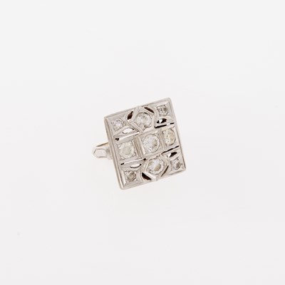 Lot 3148 - White Gold and Diamond Ring