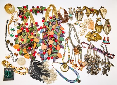 Lot 549A - Group of Fashion Costume Jewelry