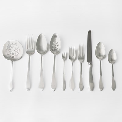 Lot 203 - Tiffany & Co. Sterling Silver "Clinton" Pattern Flatware Service