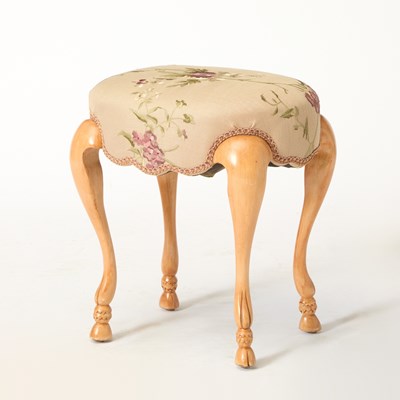 Lot 323 - Minton Spidell Blonde Wood ‘Hoof’ Stool