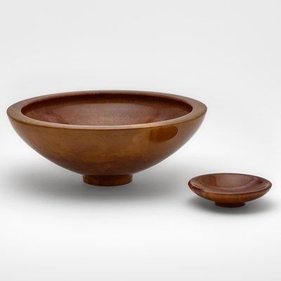 Lot 1120 - Philip Moulthrop Turned River Birch Platter and Matt Moulthrop Turned Applewood Shallow Platter