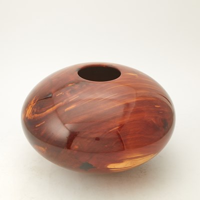 Lot 779 - Philip Moulthrop Large Turned Red Cedar Vessel