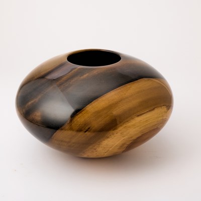 Lot 789 - Philip Moulthrop Turned Tulip Tree Vessel