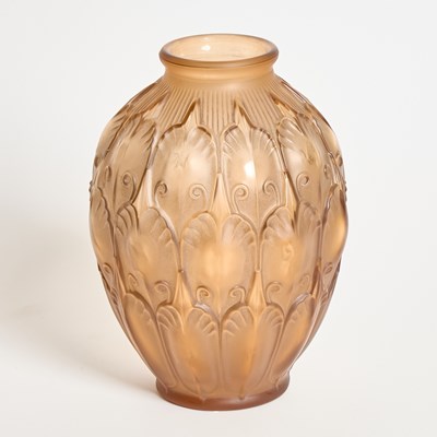Lot 81 - Val St. Lambert "Girofla" Pattern Glass Vase