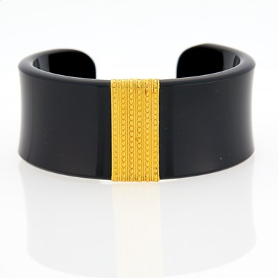 Lot 3004 - Ilias Lalaounis Gold and Black Lacquer Cuff Bracelet