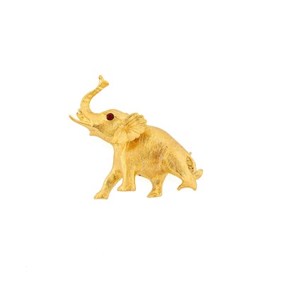 Lot 3031 - Gold Elephant Pin