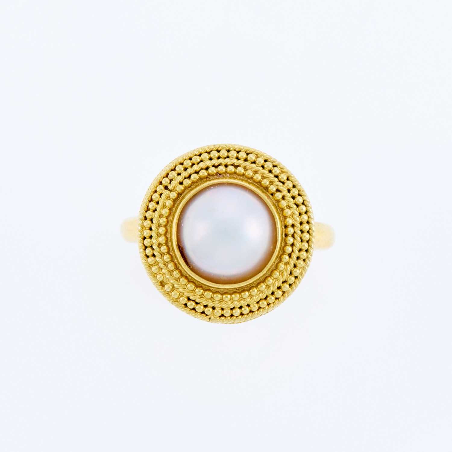 Lot 3018 - Ilias Lalaounis Gold and Cultured Pearl Ring