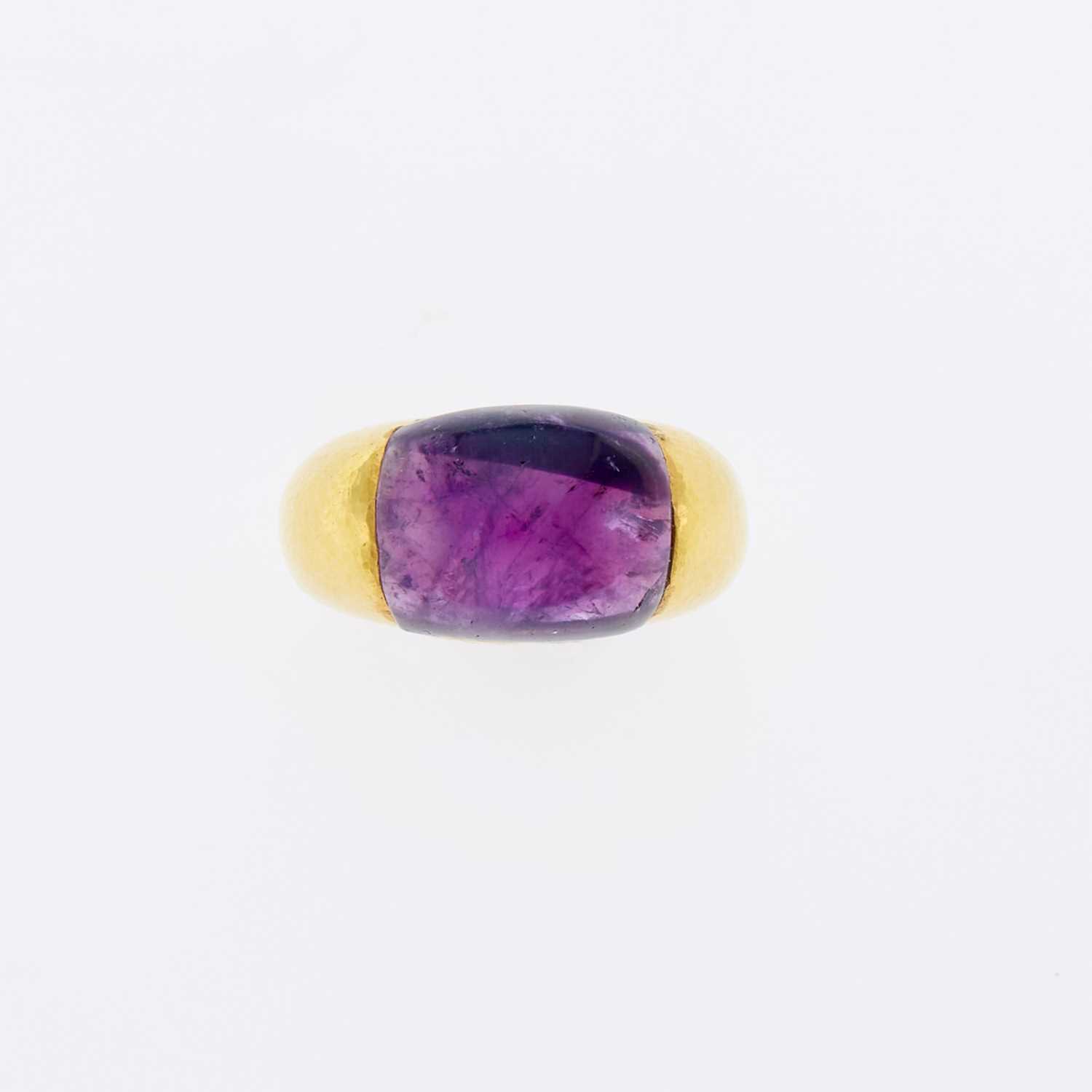 Lot 3020 - Ilias Lalaounis Hammered Gold and Amethyst Ring
