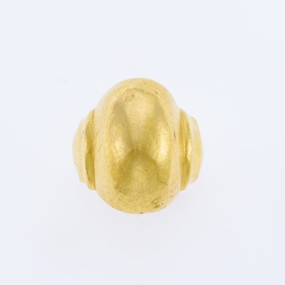 Lot 3001 - Ilias Lalaounis Hammered Gold Ring