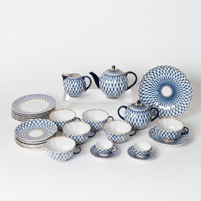 Lot 667 - Assembled Lomonosov Porcelain "Cobalt Net" Pattern Tea Service