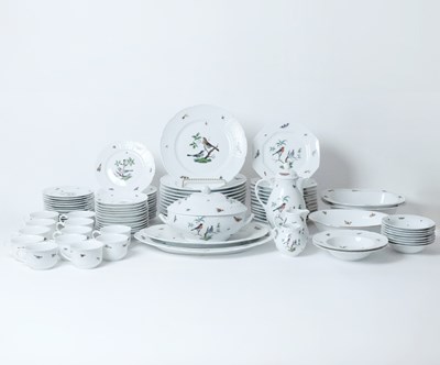 Lot 678 - Raynaud Ceralene Porcelain "Les Oiseaux" Pattern Dinner Service