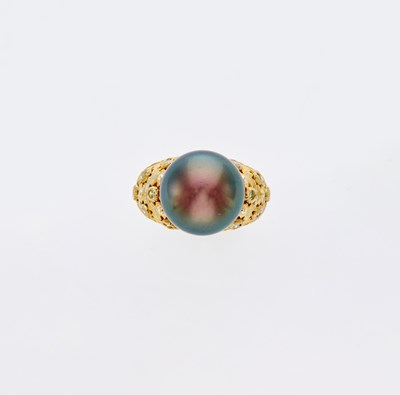 Lot 3027 - Gold, Tahitian Gray Cultured Pearl, Colored Diamond and Diamond Ring