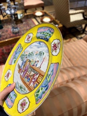 Lot 121 - Chinese Export Enameled Porcelain Plate