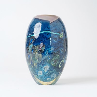 Lot 685 - Josh Simpson Art Glass Vase