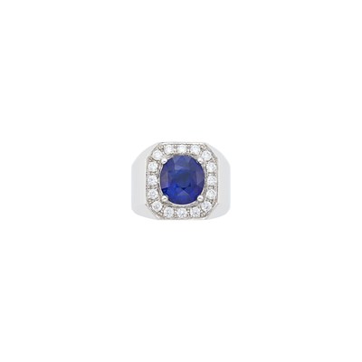Lot 2084 - White Gold, Sapphire and Diamond Ring