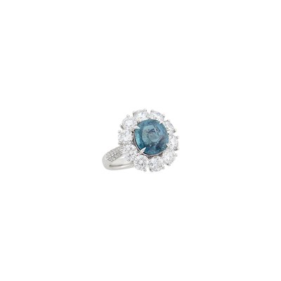 Lot 126 - White Gold, Alexandrite and Diamond Ring