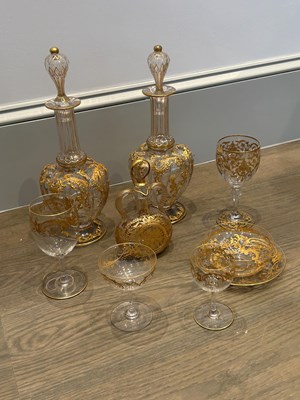 Lot 1174 - Assembled Set of Venetian Gilt Decorated Glass Table Articles