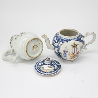 Lot 114 - Group of Chinese Export Porcelain Articles