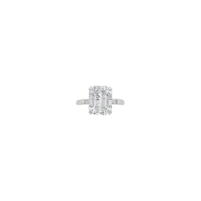 Lot 3126 - Platinum and Diamond Ring
