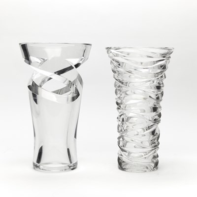 Lot 351 - Baccarat Glass "Tornado" Vase