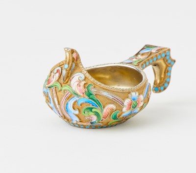 Lot 92 - Three Russian Silver-Gilt and Cloisonné Enamel Kovshi