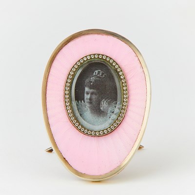 Lot 188 - Russian Silver-Gilt and Guilloché Enamel Photograph Frame