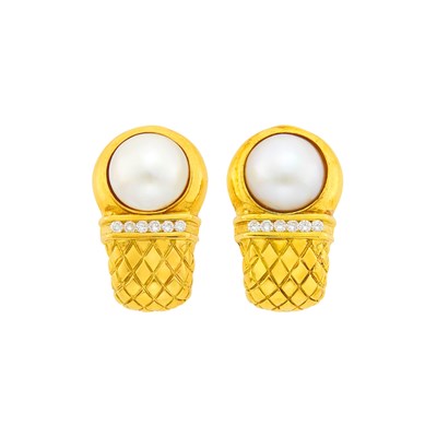 Lot 2021 - Pair of Gold, Diamond and Mabé Pearl Earclips
