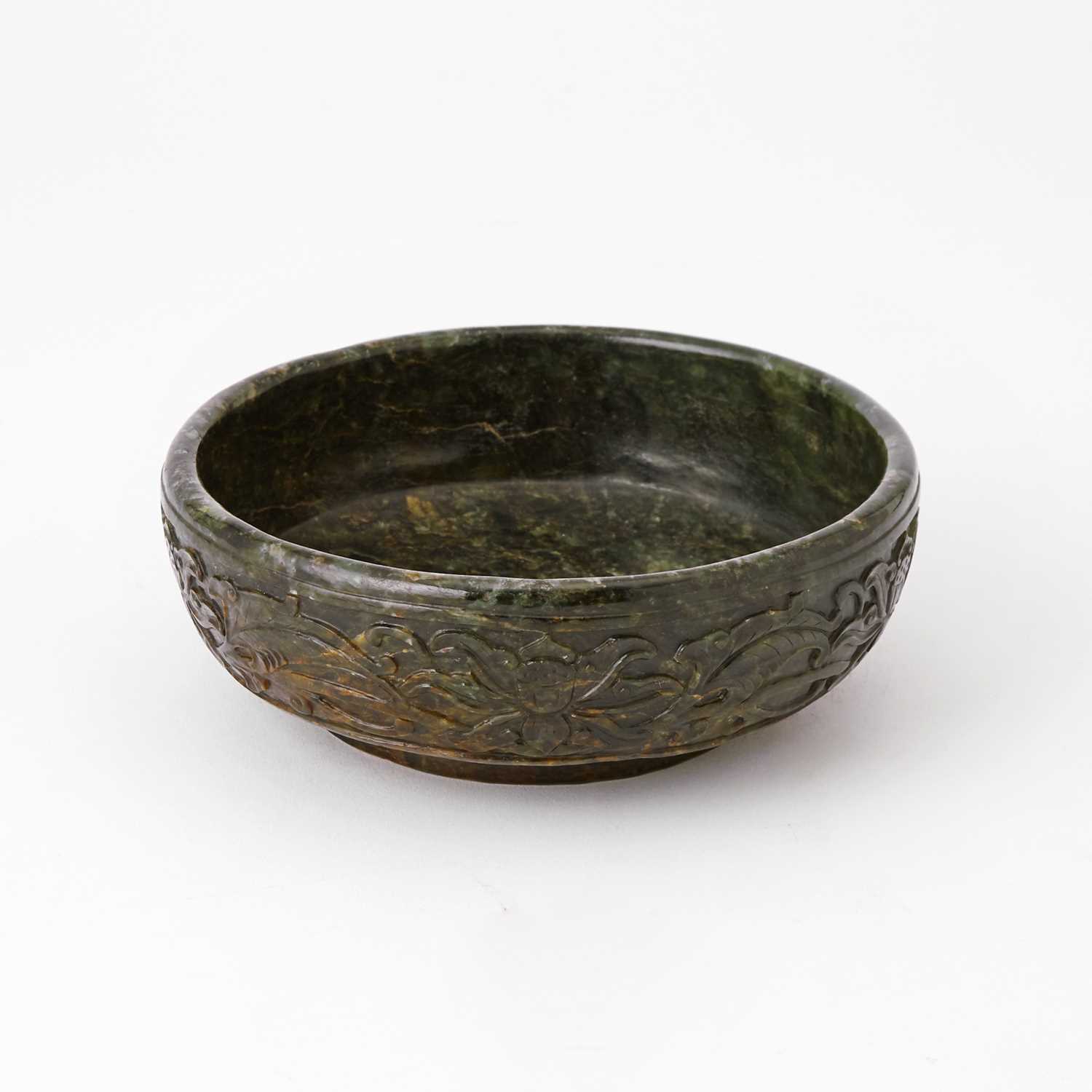 Lot 529 - A Chinese Spinach Jade Bowl