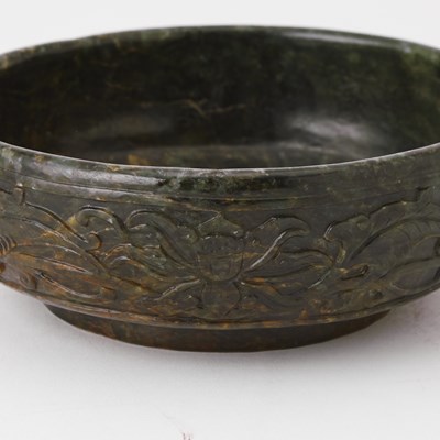 Lot 529 - A Chinese Spinach Jade Bowl