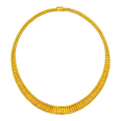 Lot 3194 - Gold Necklace
