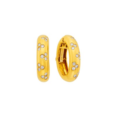 Lot 2097 - David Webb Pair of Gold and Diamond Hoop Earclips